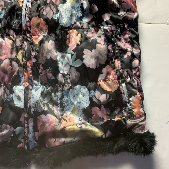 🔥Black Faux Fur NWT Quilted Reversible Zip Vest L - Picture 3 of 8